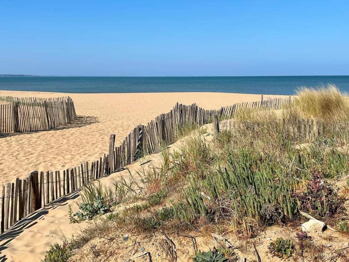 Appartement Pres De La Plage - 4 Pers, Piscine Ouverte, Parking, Animaux Acceptes - Fr-1-706-12 Chatelaillon-Plage Bagian luar foto