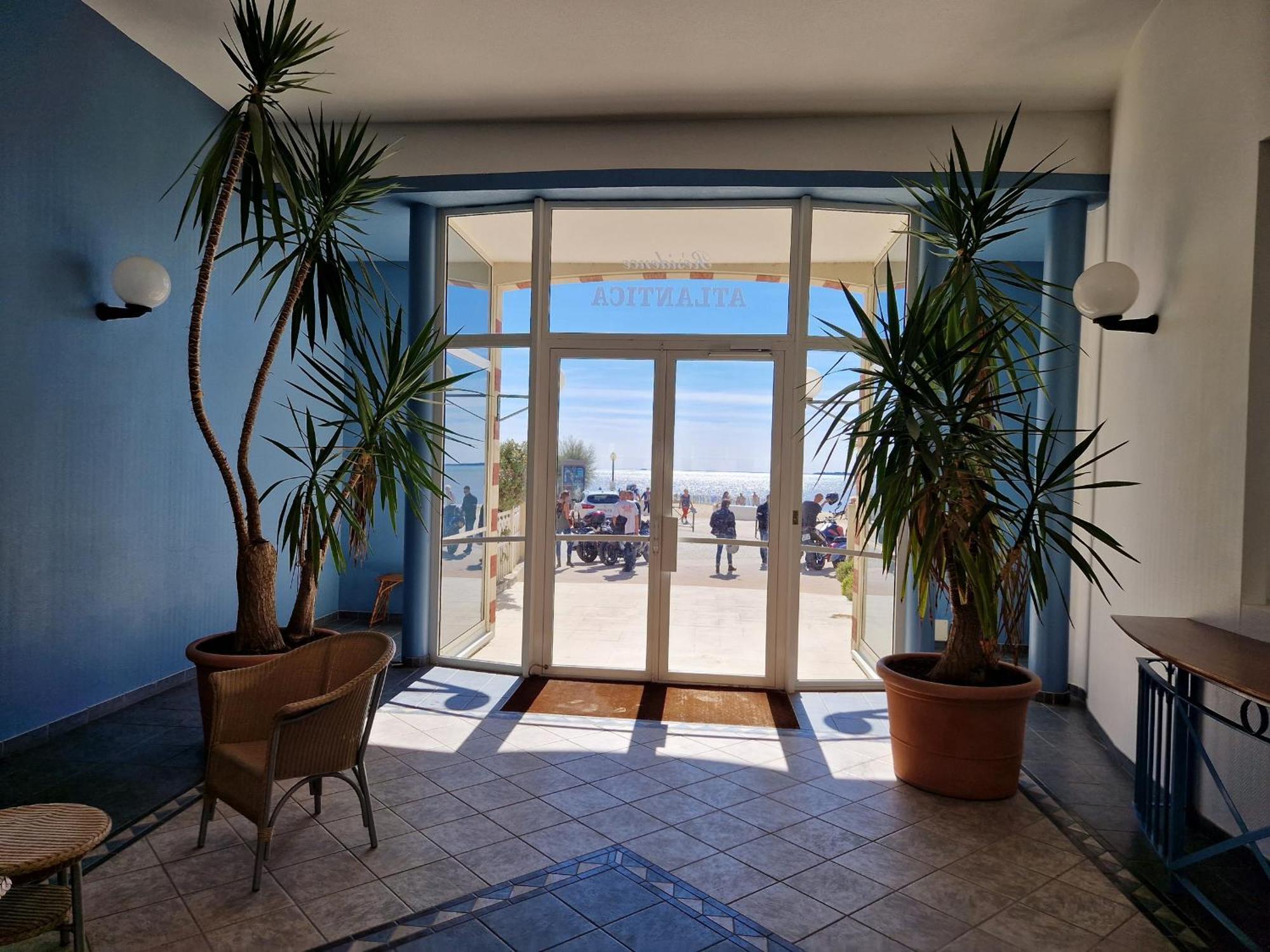 Appartement Pres De La Plage - 4 Pers, Piscine Ouverte, Parking, Animaux Acceptes - Fr-1-706-12 Chatelaillon-Plage Bagian luar foto